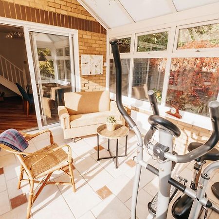 Booker Avenue House - 4 Bedroom House With Garden And Parking Milton Keynes Exterior photo